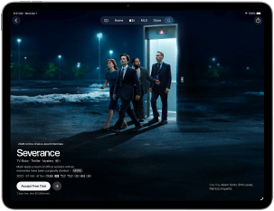 iPad Air, Vorderansicht, das Display zeigt Severance in der Apple TV App