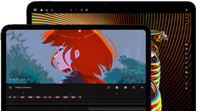 Ein 13" und ein 11" iPad Pro, Vorderansicht, Querformat, Farbe Space Schwarz, gerundete Ecken, schwarzer Displayrand, das 11" Display zeigt das brillante Bild einer Person mit roten Haaren, das 13" Display zeigt bunte Elemente der Bildbearbeitungsoberfläche