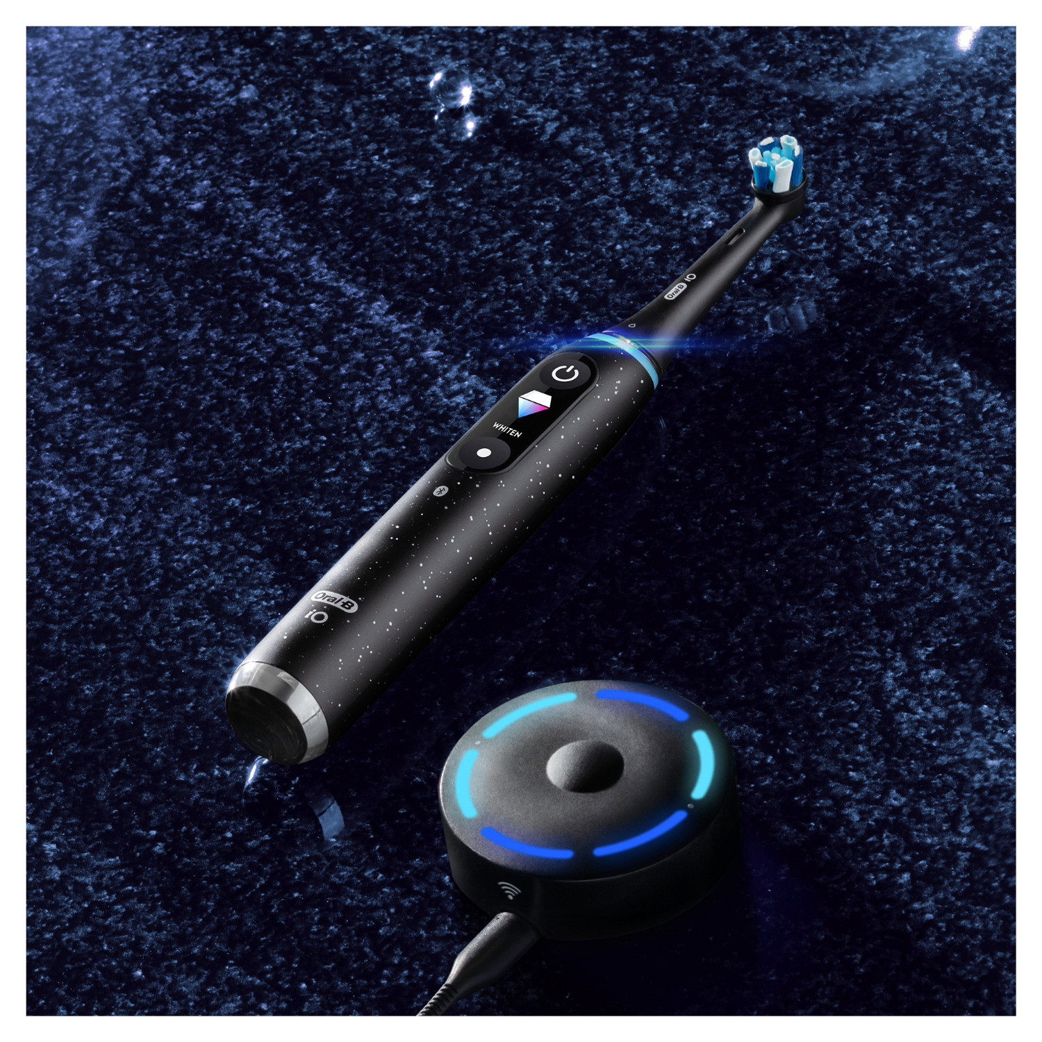 Oral-B iO Series 10 Cosmic Black 本体 iO Series 10 Rechargeable Electric Toothbrush | Oral-B
